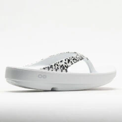 OOFOS OOlala Limited Women's White/Black Leopard -Shoe Haven Shop 570571 6